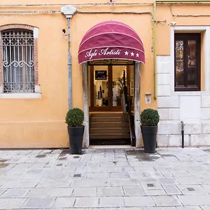 agli-artisti.hotelinveneto.com/